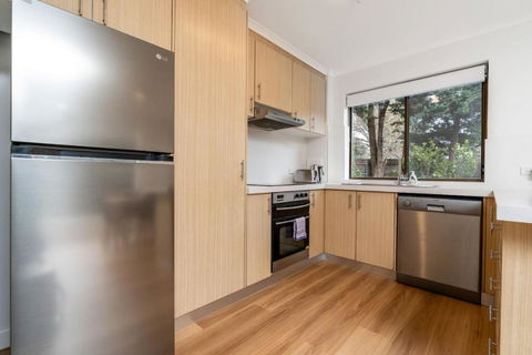 Apt In Kingston - 10min To Lake Burley Griffin - Palm Beach Accommodation 1
