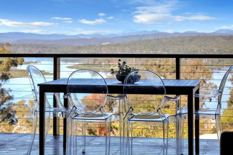 Aqua La Vista - 4 Bedroom Pet Friendly House - Palm Beach Accommodation 0