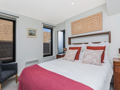 Aqua Mist Seascape - Palm Beach Accommodation 3