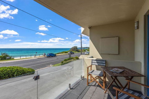 Aqua Shores Studio - Palm Beach Accommodation 0