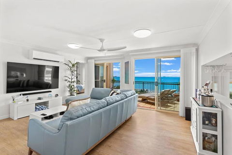 Aqua Vista - Palm Beach Accommodation 1