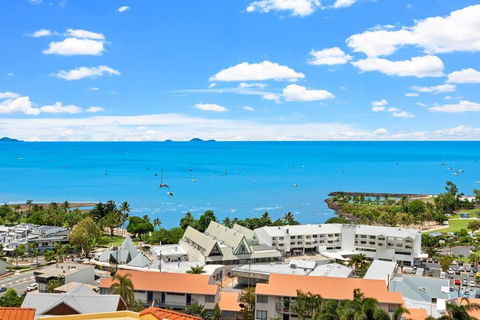 Aqua Vista - Palm Beach Accommodation 2