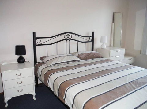 Aquamarine - Palm Beach Accommodation 4