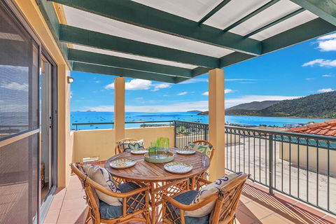Aquarelle - Palm Beach Accommodation 1