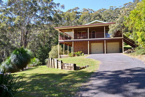 Arakoon Heights - Palm Beach Accommodation 0