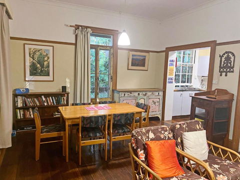 Arakoon House 2 - Bring Your Own Linen - Palm Beach Accommodation 3