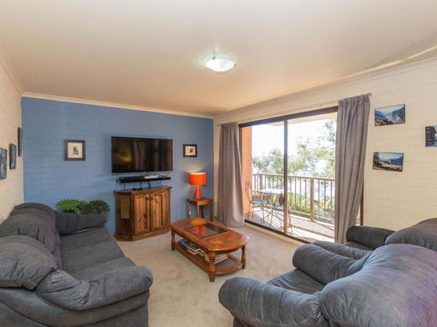 Aranda 3 25 Townsend Street - Palm Beach Accommodation 2