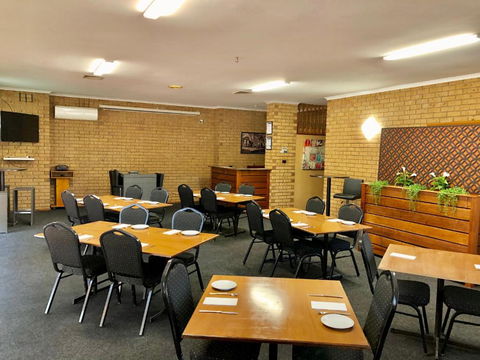 Ararat Colonial Lodge Motel - Palm Beach Accommodation 4