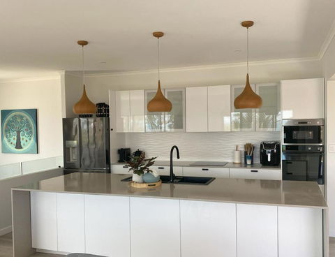 ARay At Cooee Bay - Apt A - Beach House Yeppoon - Palm Beach Accommodation 0