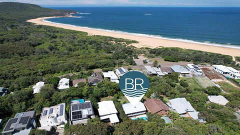Arbies Killcare Beach House - Palm Beach Accommodation 2