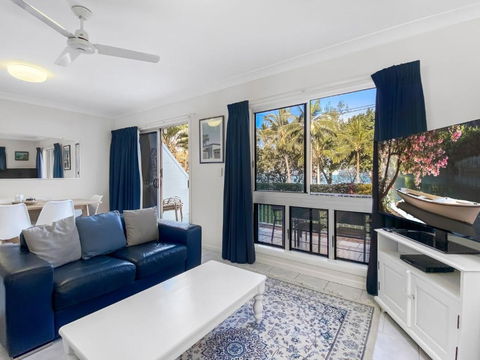Arcadia Beach Unit 1 - Palm Beach Accommodation 3