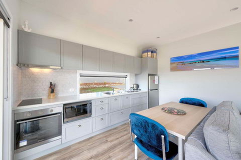 Archella 1 - Palm Beach Accommodation 2