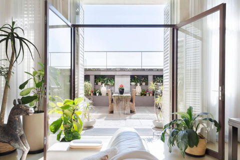 Architectural Home, Pool Oasis/ Steps From Trendy Chapel St. - Palm Beach Accommodation 1