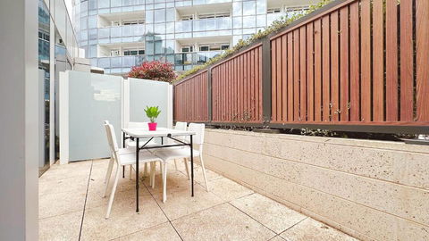 Arden Garden 2B2B1C Apartment By GoodLive - Palm Beach Accommodation 2