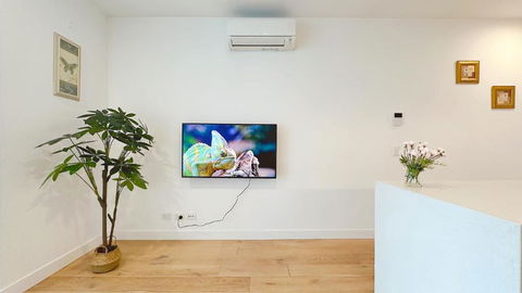 Arden Garden 2B2B1C Apartment By GoodLive - Palm Beach Accommodation 3
