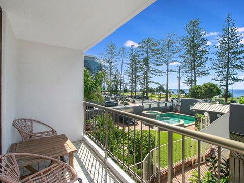 Aries Unit 5 - Palm Beach Accommodation 3