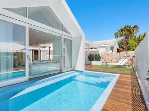 Aroha Byron Bay - Palm Beach Accommodation 0