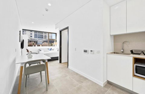 Arthur Hotel Bondi Junction No Reception And House Keeping No Sofa Bed - Palm Beach Accommodation 4