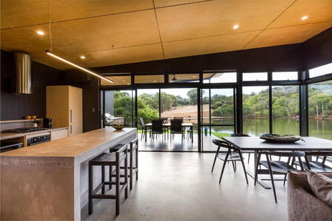 Artisan Gunyulgup - Palm Beach Accommodation 4