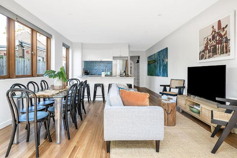 Artscape - Luxurious Bondi Beach Family Villa! - Palm Beach Accommodation 0