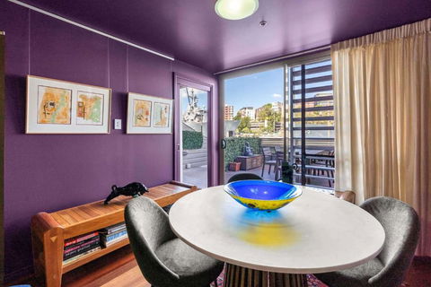 Artsy Boho Den In Iconic Fingerwharf Woolloomoolo - Palm Beach Accommodation 3