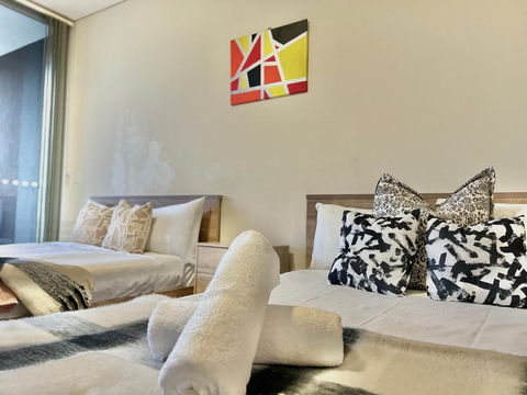 Ashfield 2 Br Apt Bus&Train Shop Parking - Palm Beach Accommodation 4