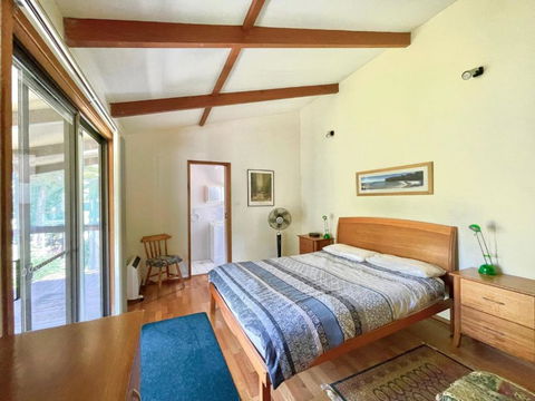 Ashgrove - Palm Beach Accommodation 2