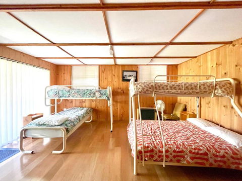Ashgrove - Palm Beach Accommodation 4