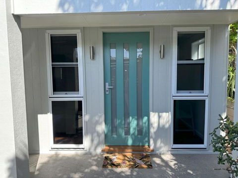 Ashmore - Palm Beach Accommodation 2