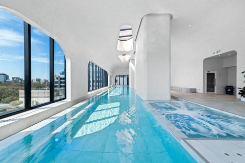Aspire Melbourne - Palm Beach Accommodation 0