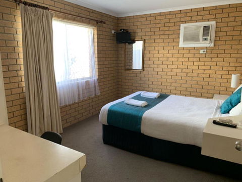 Aspley Pioneer Motel - Palm Beach Accommodation 3