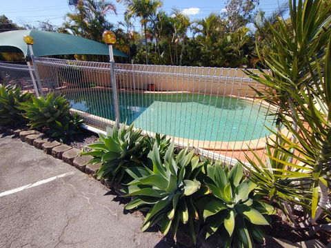 Aspley Sunset Motel - Palm Beach Accommodation 1