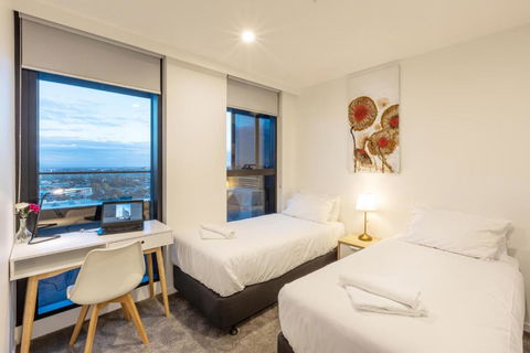 Astra Apartments Glen Waverley - Palm Beach Accommodation 2