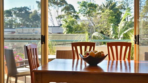 At Elizabeths - Palm Beach Accommodation 0
