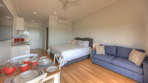 Atherton Motel - Palm Beach Accommodation 2