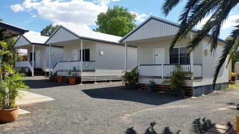Augathella Palms Motel - Palm Beach Accommodation 4