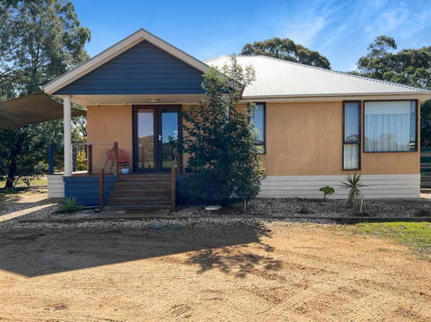Aurora Cottages - Six Seasons - Palm Beach Accommodation 2