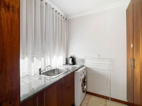 Aurora Cottages - Six Seasons - Palm Beach Accommodation 4