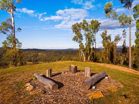Aurora Summit By Tiny Away - Palm Beach Accommodation 2