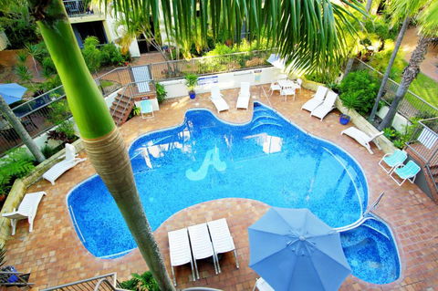 Aussie Resort - Palm Beach Accommodation 1
