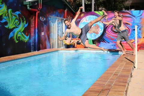 Aussitel Backpackers - Palm Beach Accommodation 2