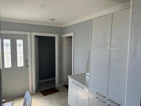 Austin Cottage - Palm Beach Accommodation 0