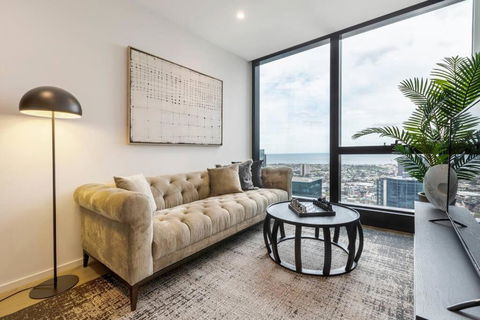 Australia 108 Skyhigh Luxury With Sweeping Views - Palm Beach Accommodation 1