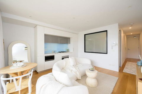 Ava, 100m To Beach - Palm Beach Accommodation 3