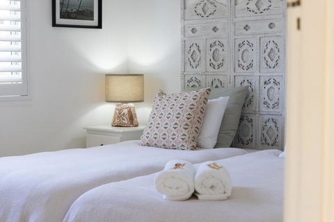 Avalon Beach Cottage, Private, 150m To The Beach! - Palm Beach Accommodation 4