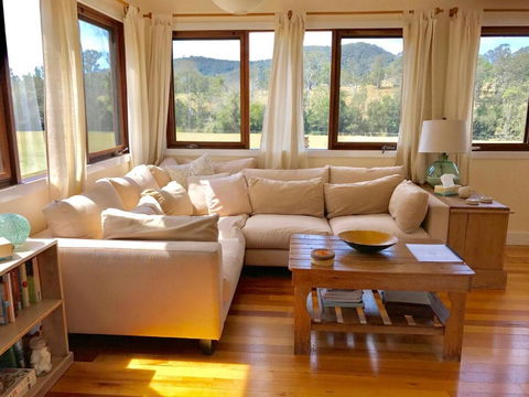 Avalon River Retreat - 400 Acre Riverside Oasis - Palm Beach Accommodation 3