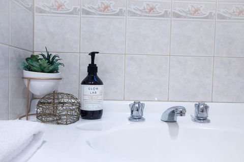 Aveley - Daylesford - Palm Beach Accommodation 3