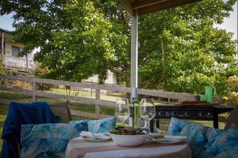 Aveley - Daylesford - Palm Beach Accommodation 1