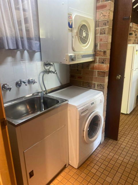 Avoca Beach Hotel - Palm Beach Accommodation 1