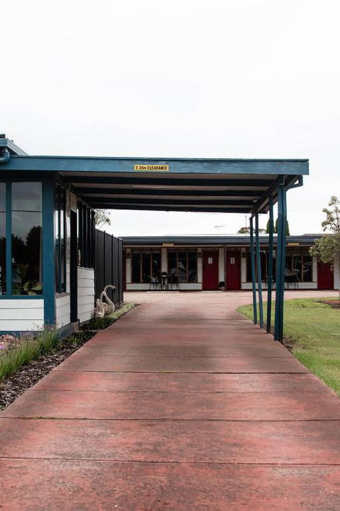 Avon River Inn - Palm Beach Accommodation 1